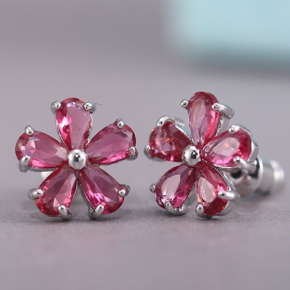 💞 Beautiful Tiny Plum Blossom Zircon Dainty Stud Earrings for Women,UNVN12455 - Picture 1 of 4